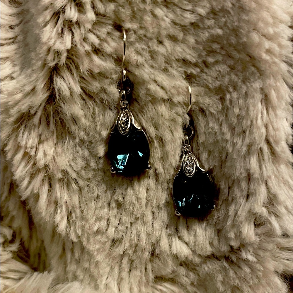 Elegant Silver and Blue Sapphire Teardrop Earrings